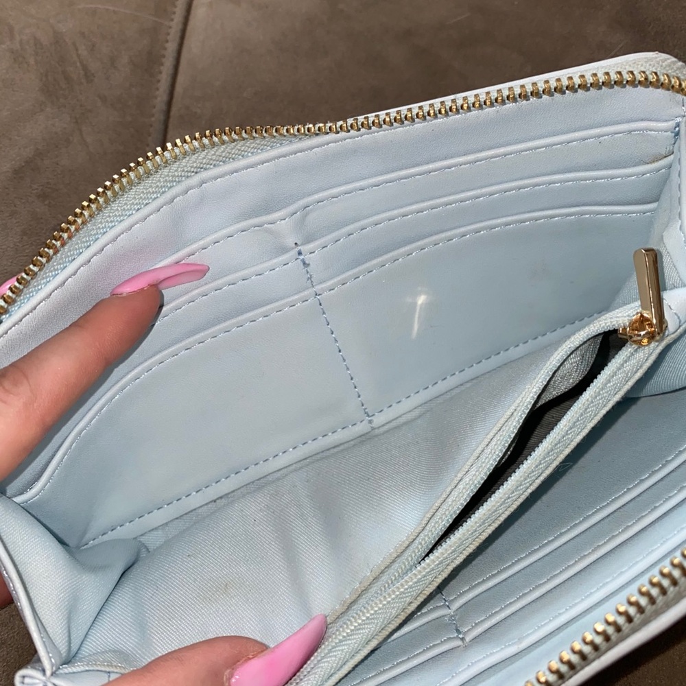 Light Blue Wallet💙 - Picture 4 of 4